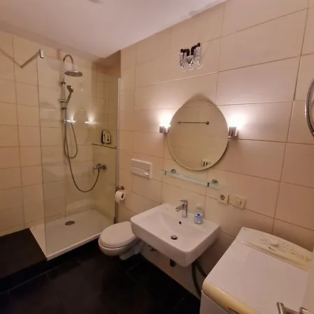2-zimmer Messe-apartment Nbg-langwasser 60qm Appartement *